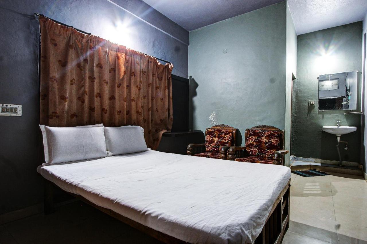 Отель Spot On 37197 Mallya Residency Someshwar Экстерьер фото